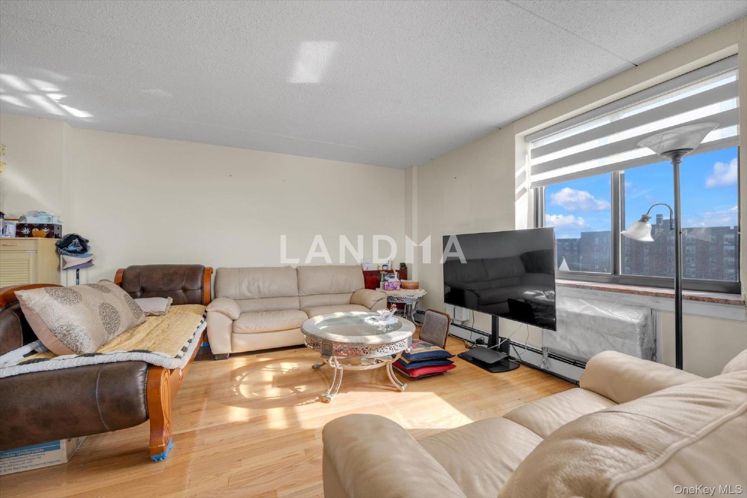 14477 Roosevelt Avenue  Unit 5C 官网图片 6