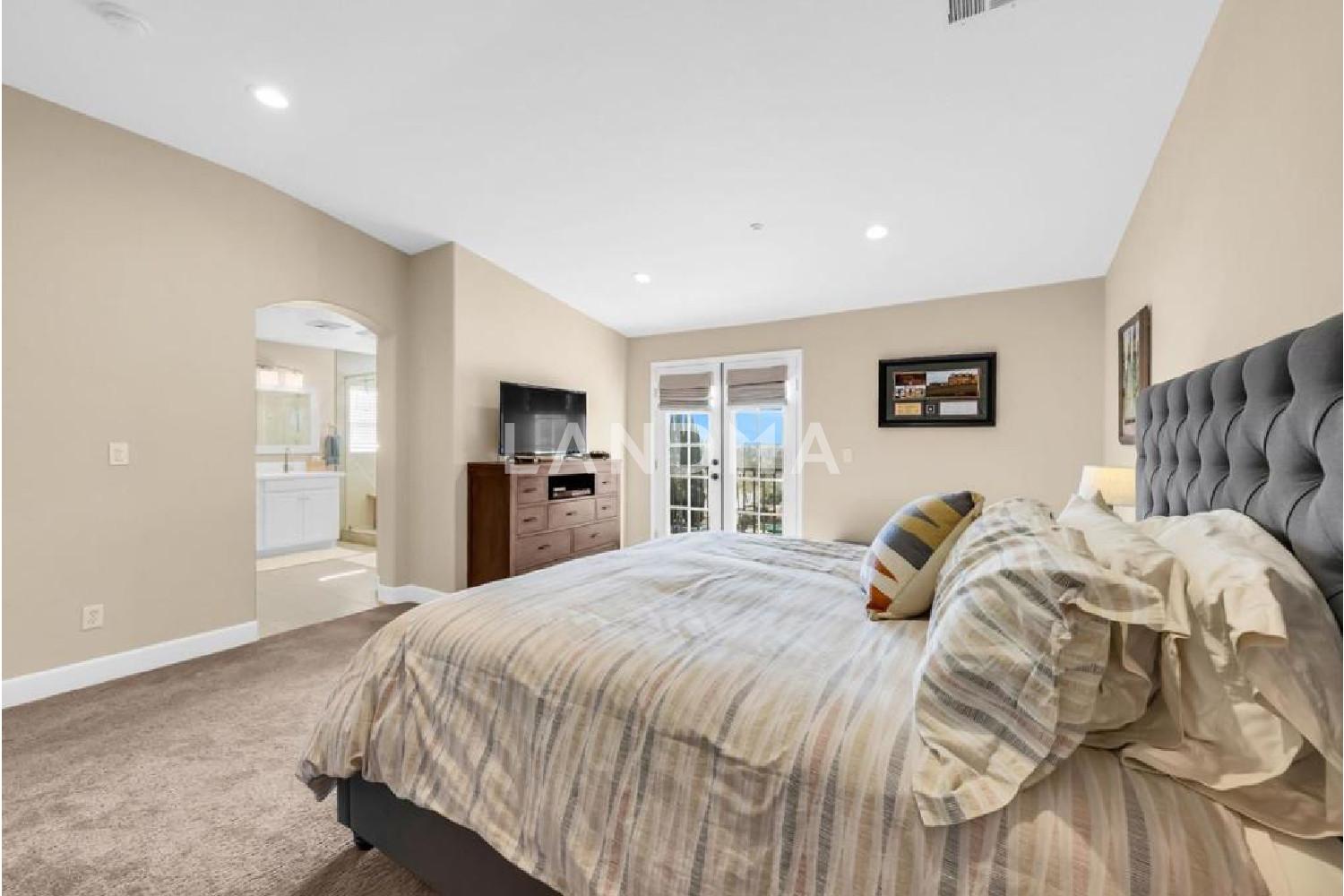 303 Mullinix Way 官网图片 19