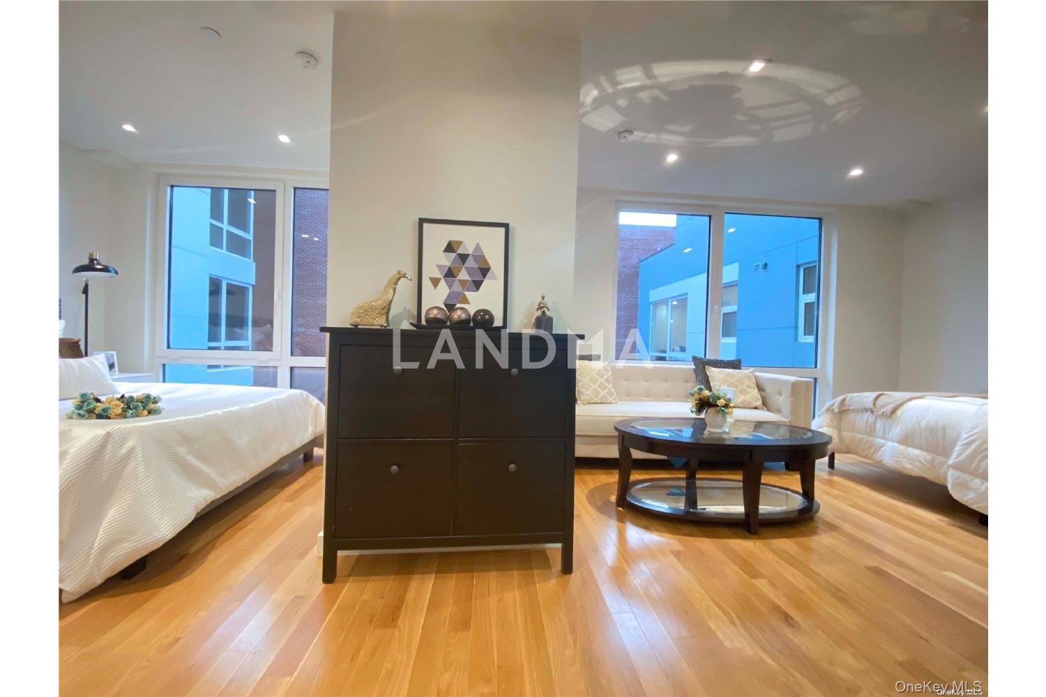 42-23 Parsons Boulevard  Unit 1E 官网图片 19