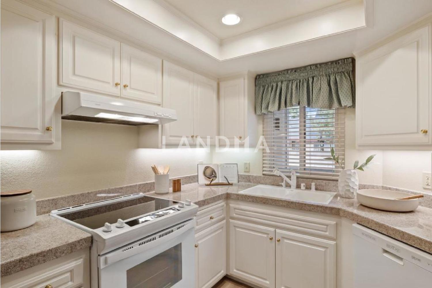 1054 Cedar Gables Drive 官网图片 11