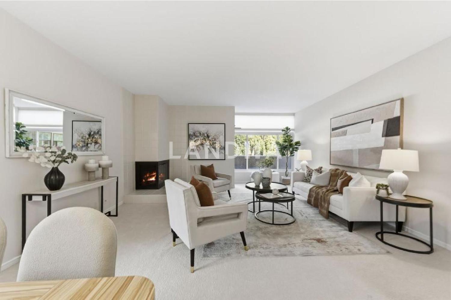 11 Hayward Avenue #1009