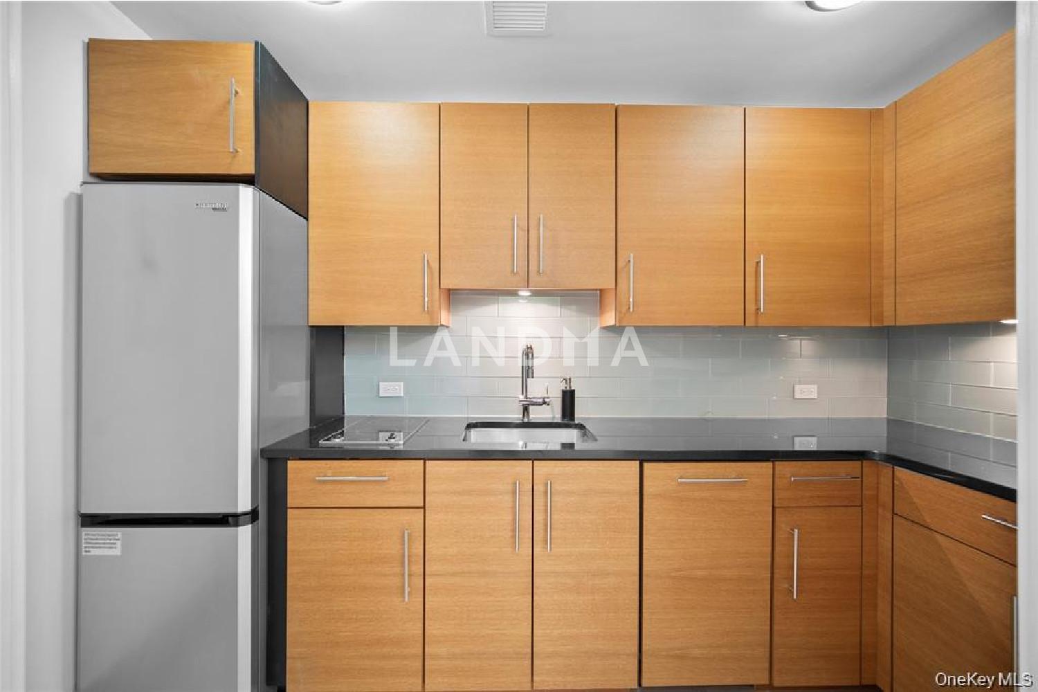 1 Renaissance Square  Unit 10A 官网图片 9