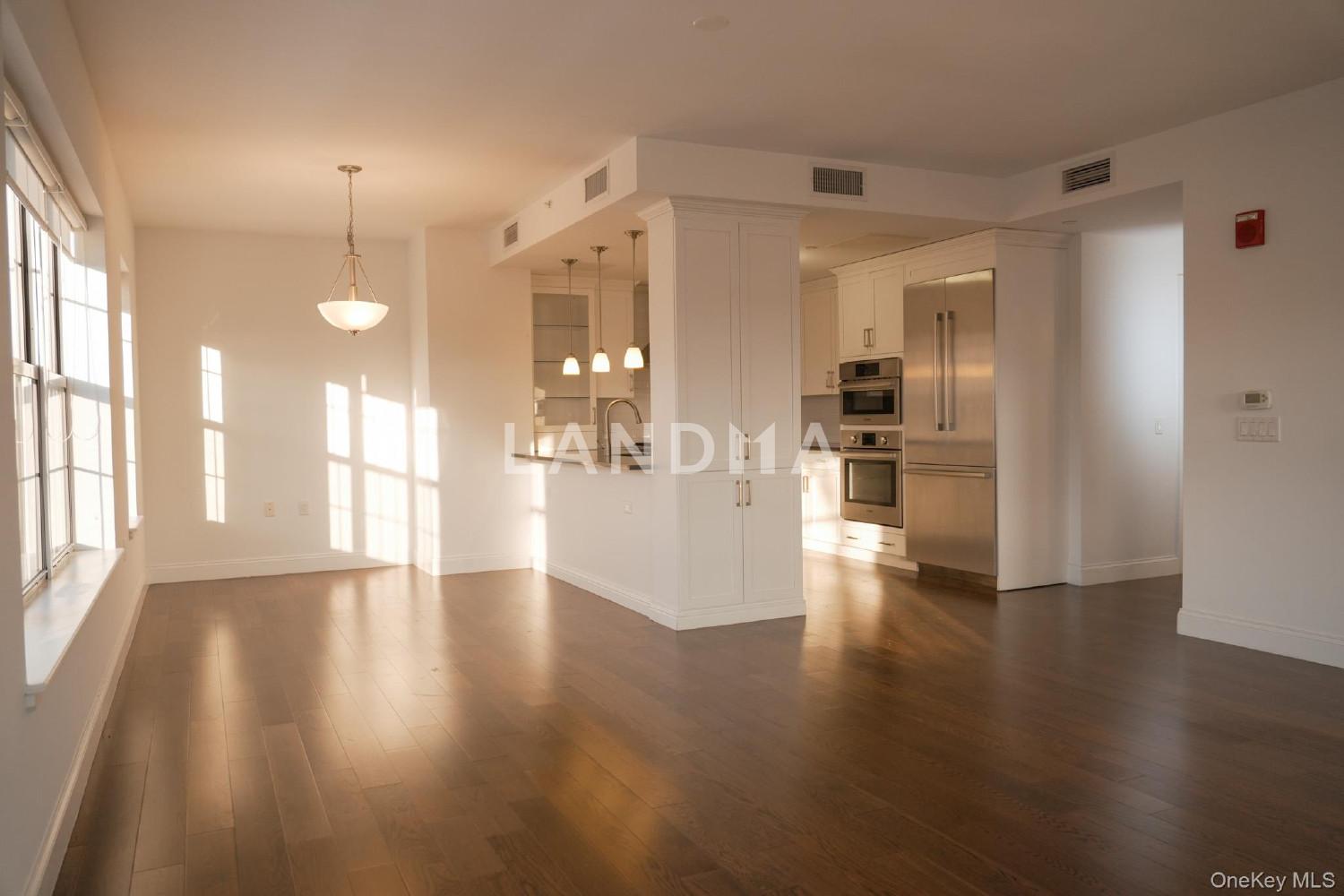 10 Byron Place  Unit 601