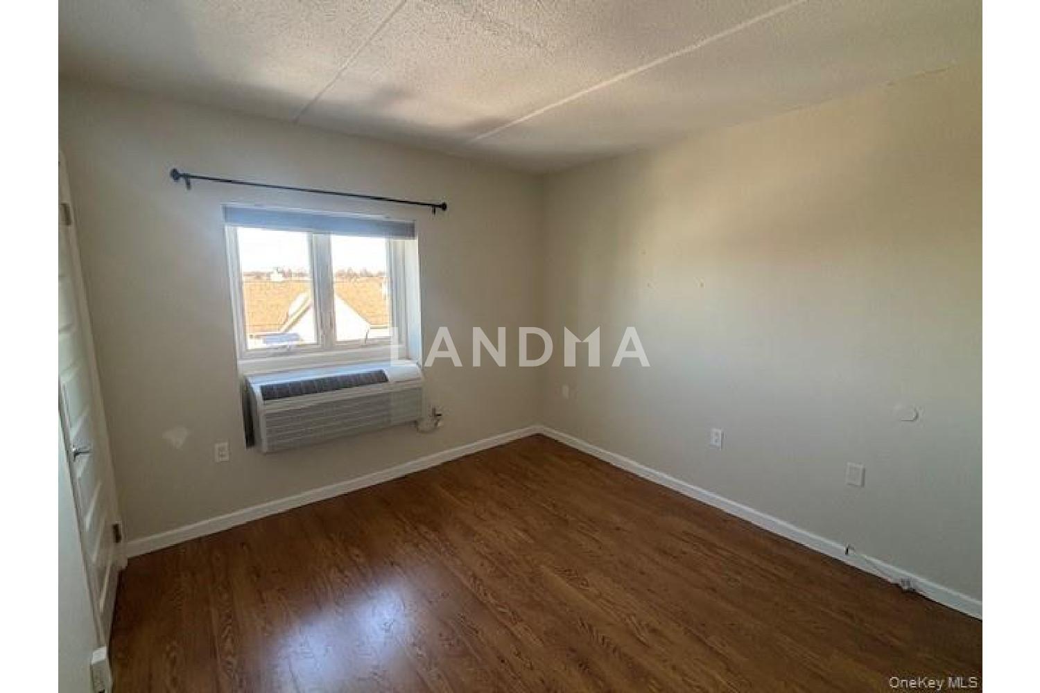 205 Mineola Boulevard  Unit 4D 官网图片 19