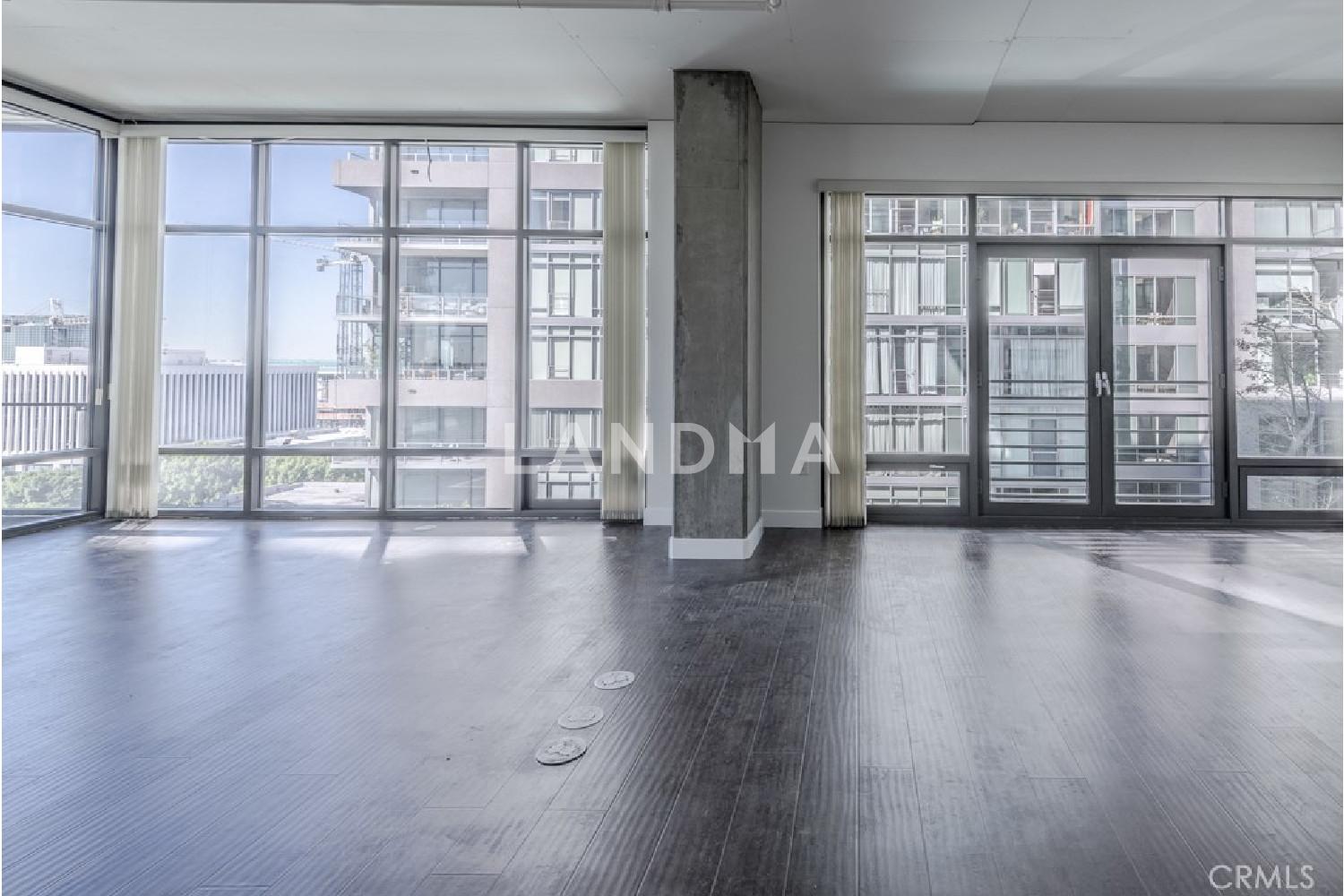 1111 S Grand