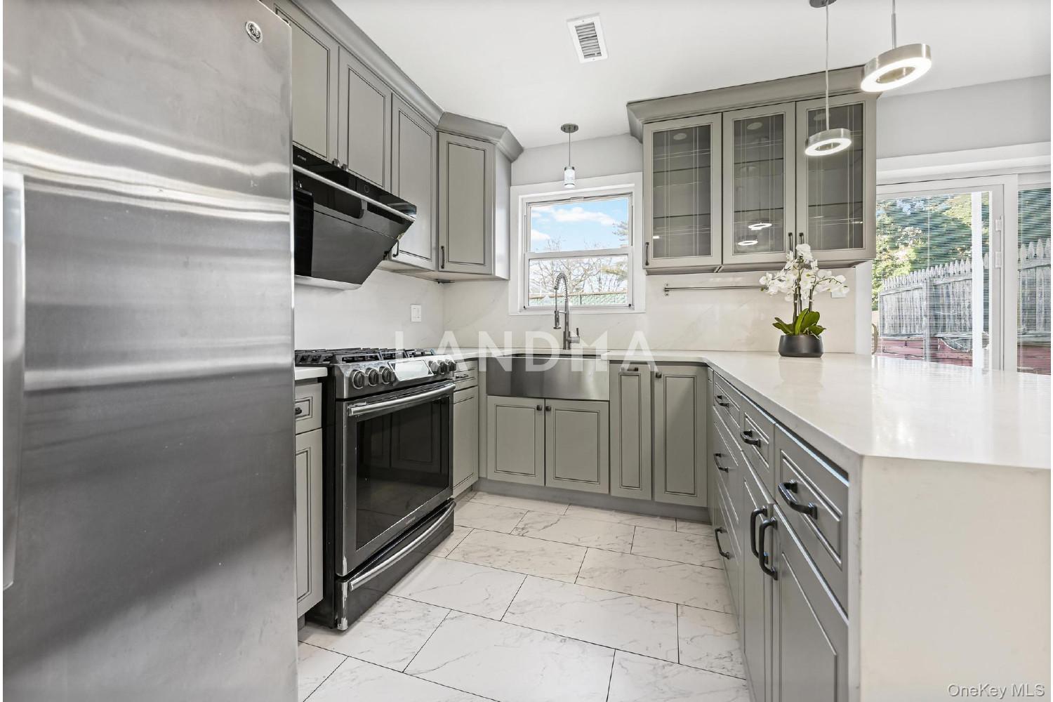 6305 Douglaston  Unit A 官网图片 8