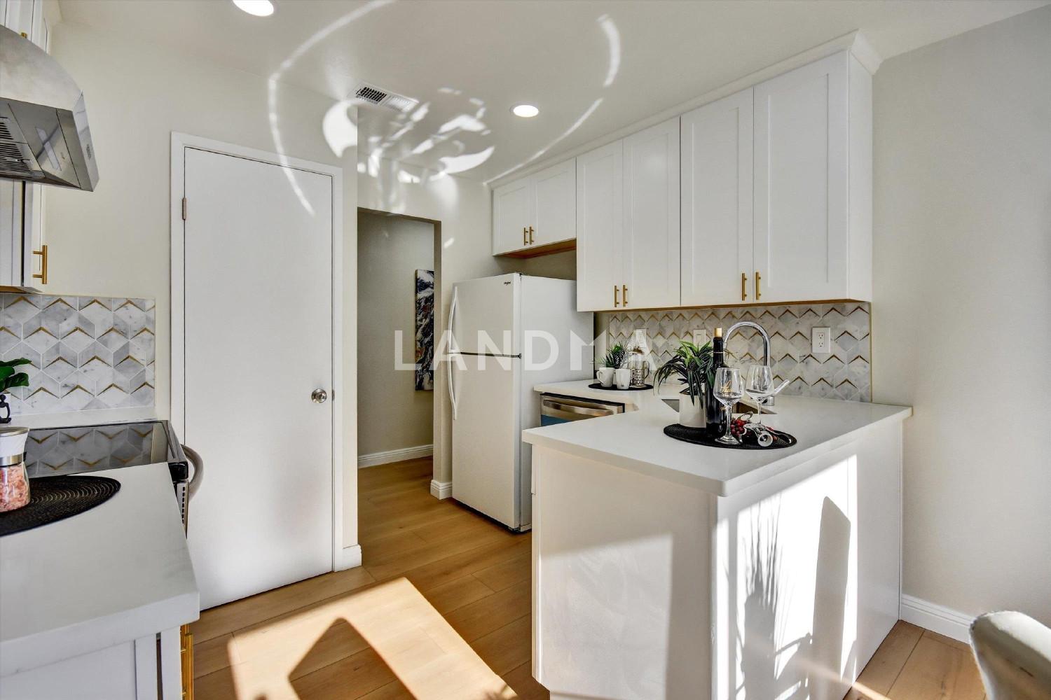 2547 Easton Ln #18 官网图片 11