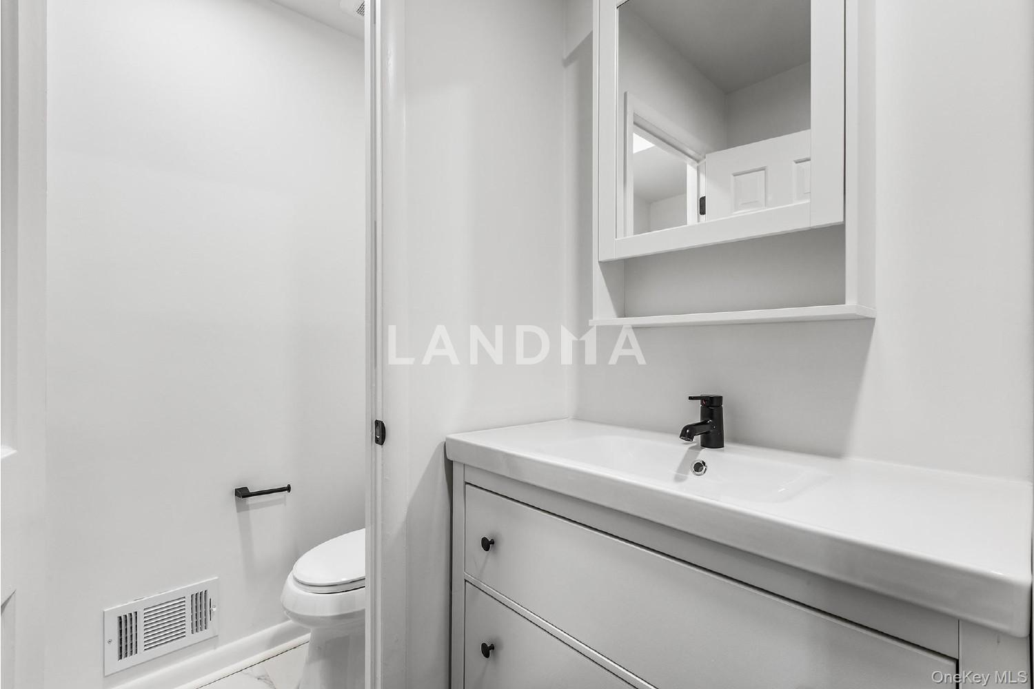 25 Barker Street  Unit 406 官网图片 24