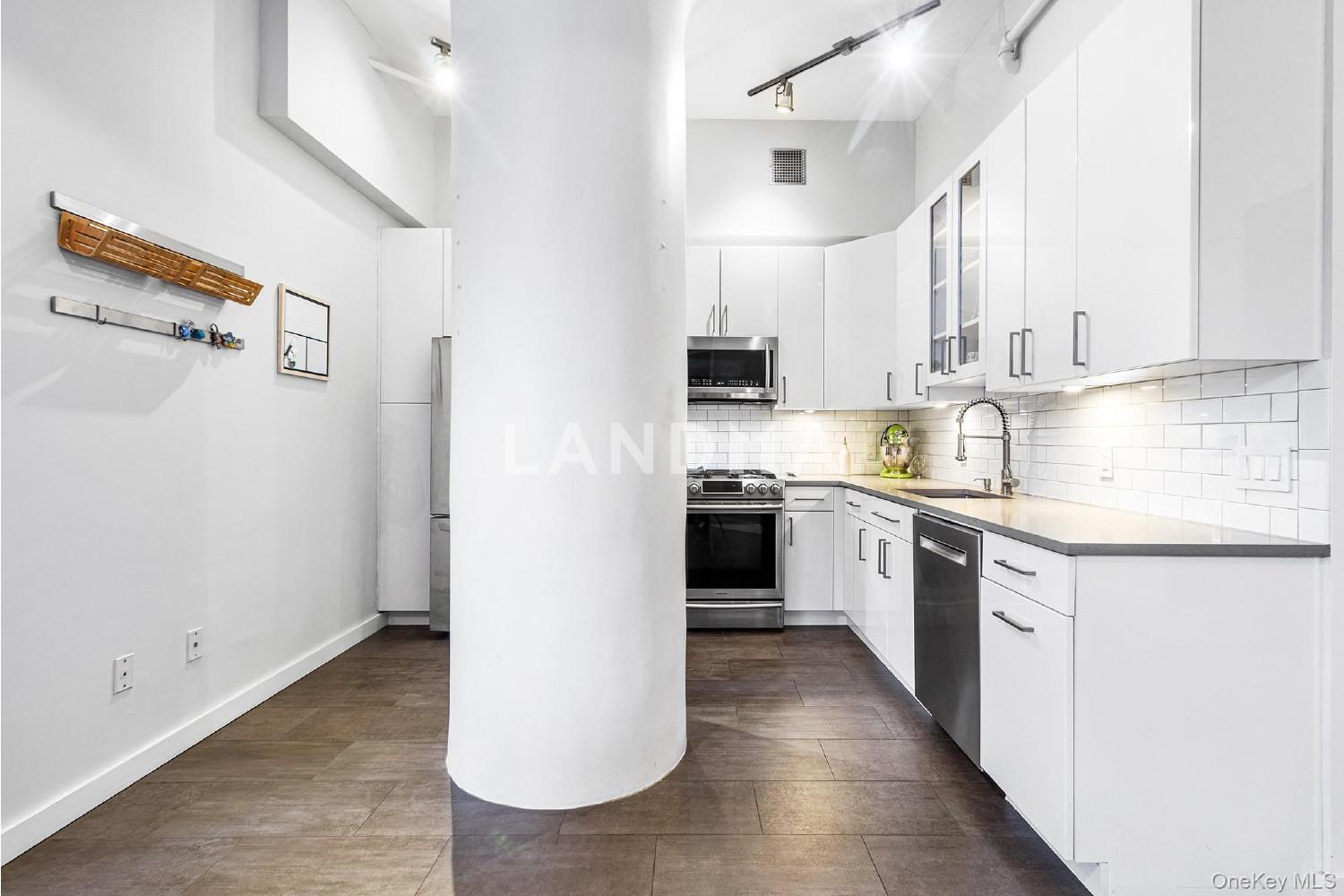 176 Johnson Street  Unit 3C 官网图片 6