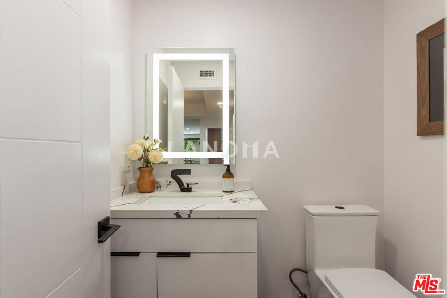 1210 N Kings Road #101 官网图片 15