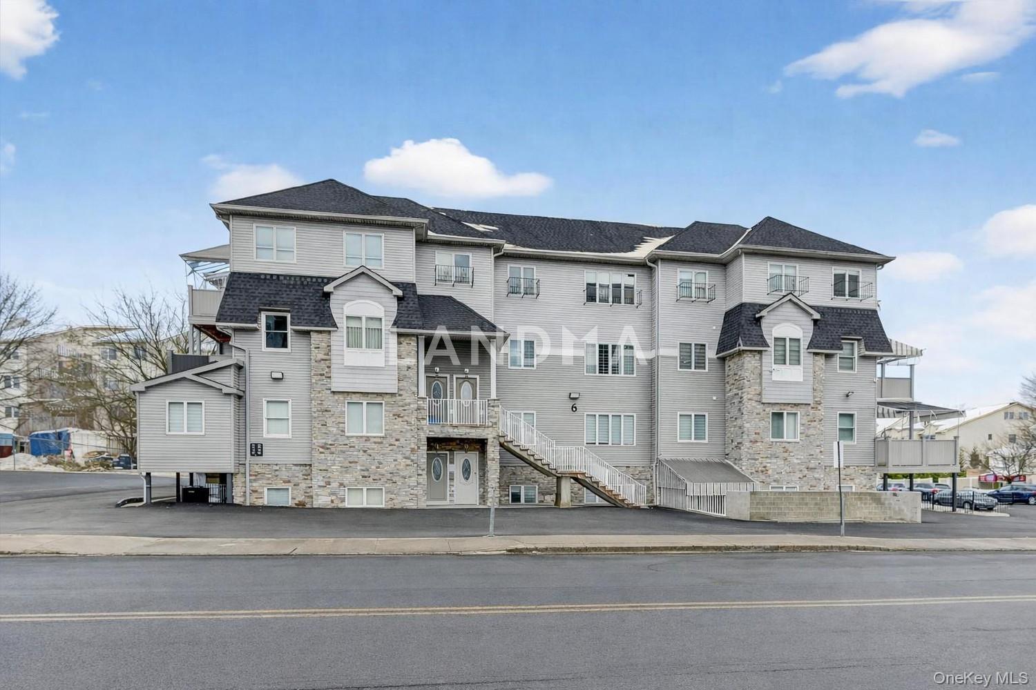 6 Garfield Road  Unit 311