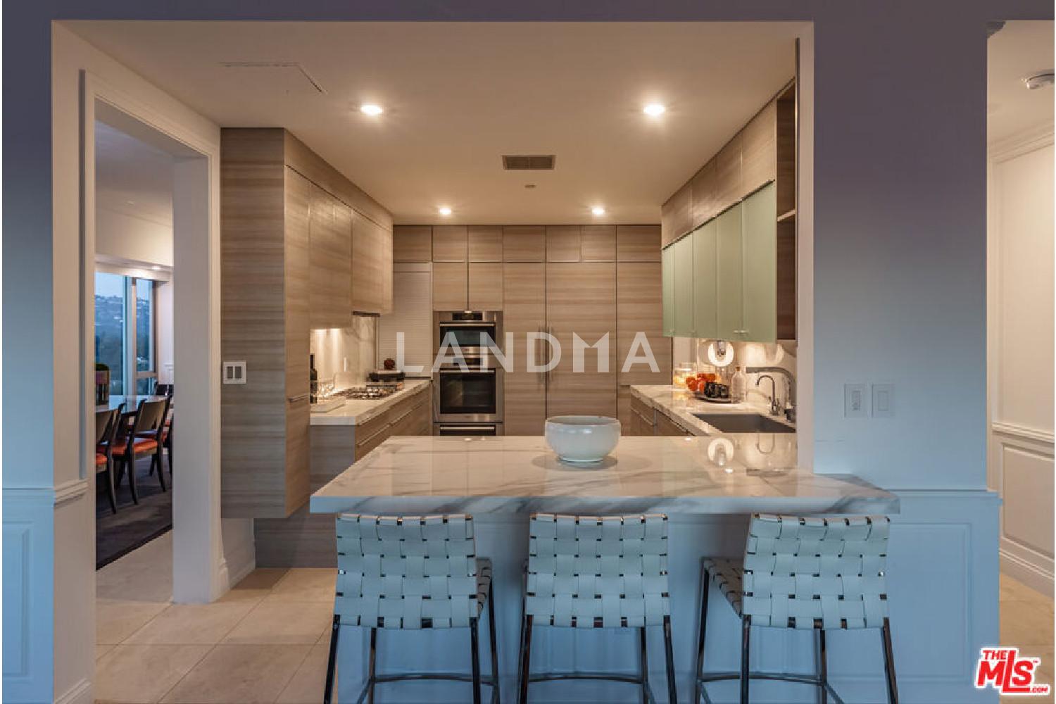 10727 Wilshire Boulevard #1702 官网图片 35