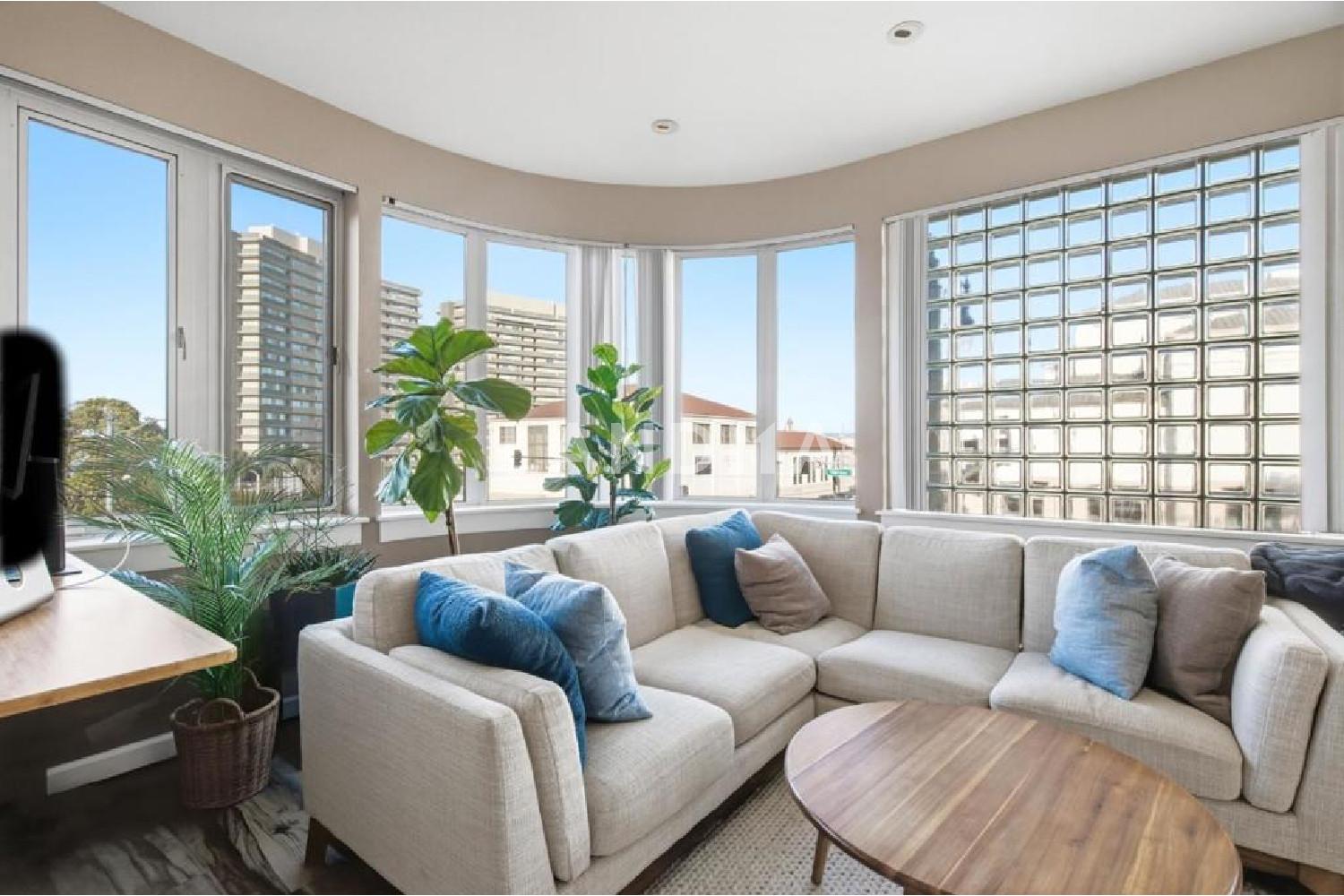 1111 Bay Street #307 官网图片 14