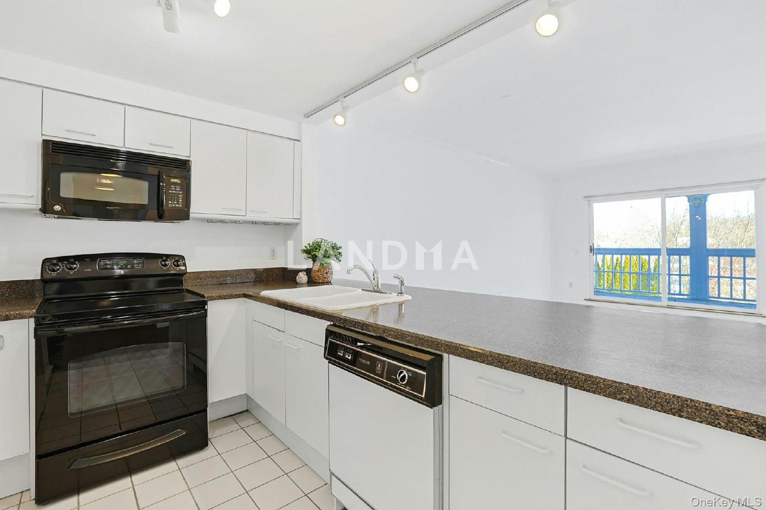 333 North State Road  Unit 22 官网图片 10