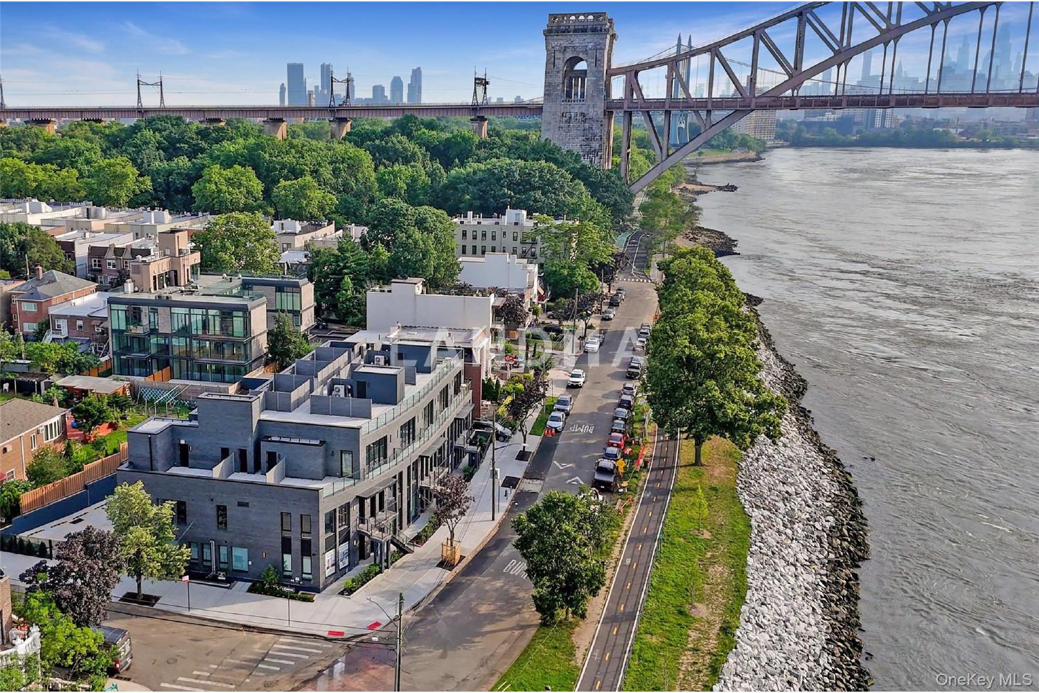 2131 Shore Boulevard  Unit D1