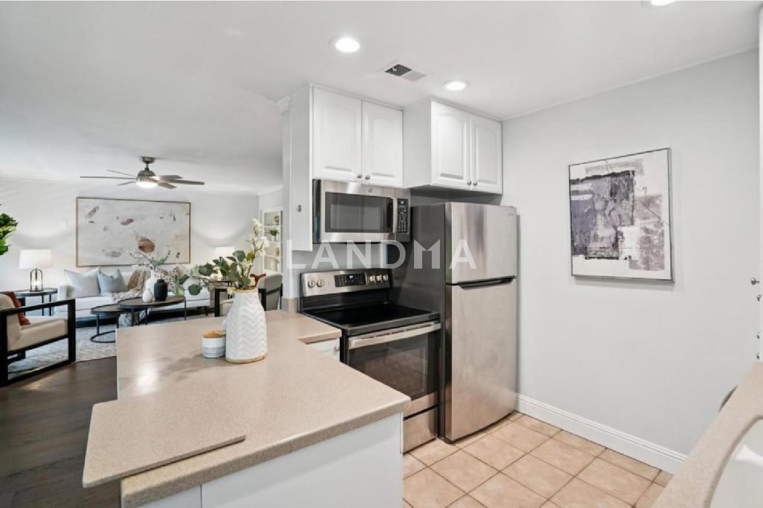 3033 Los Prados Street #229 官网图片 7