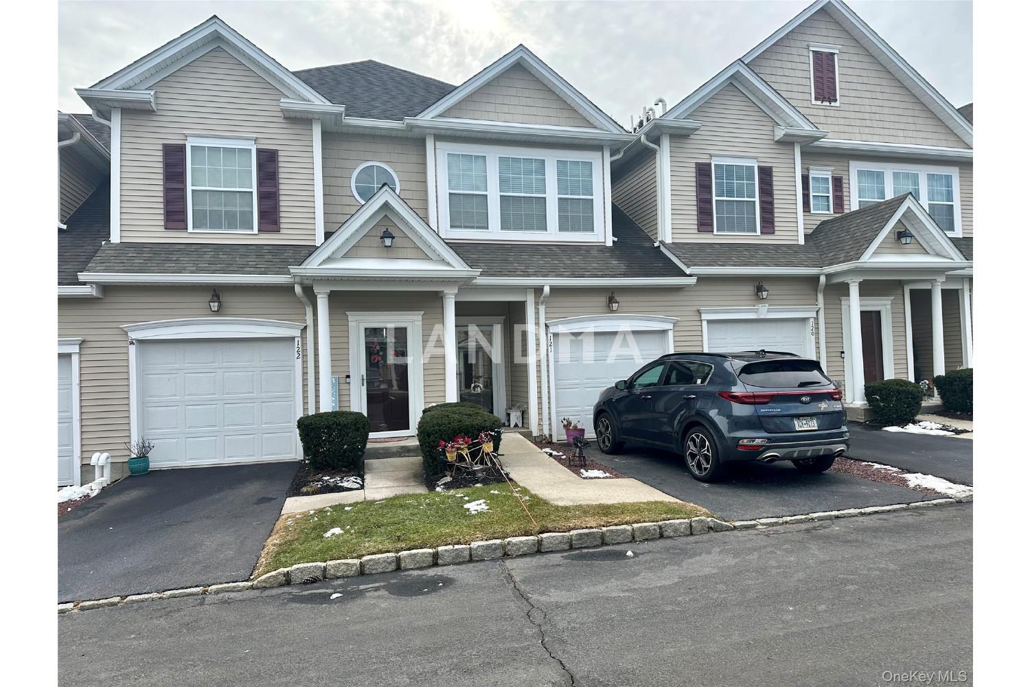 121 Wildwood Circle