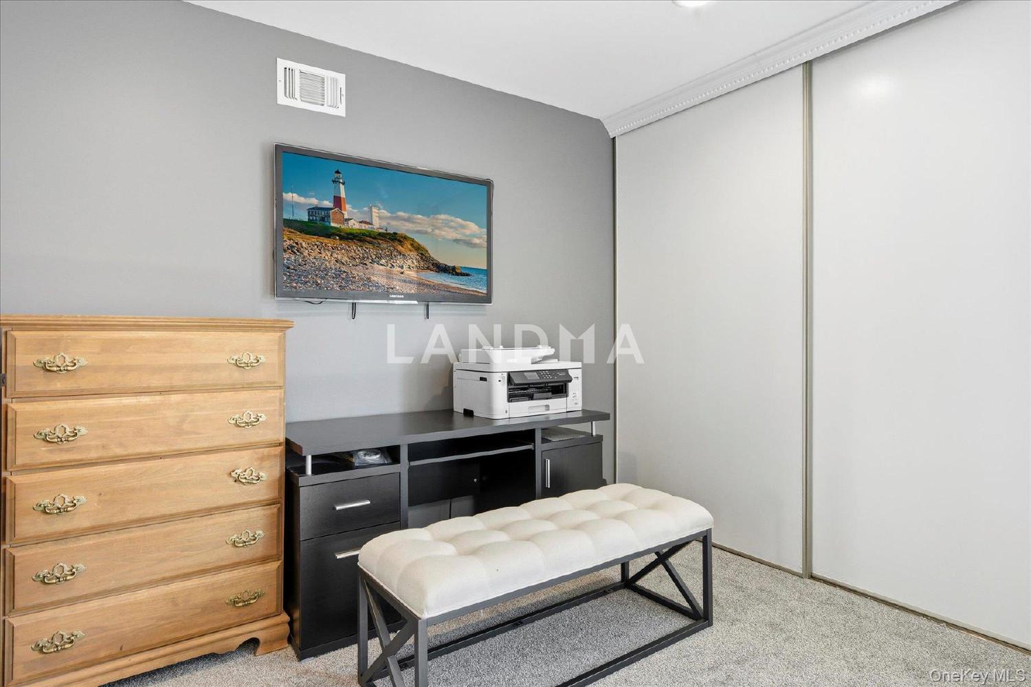 201 Poplar Court  Unit 201 官网图片 19