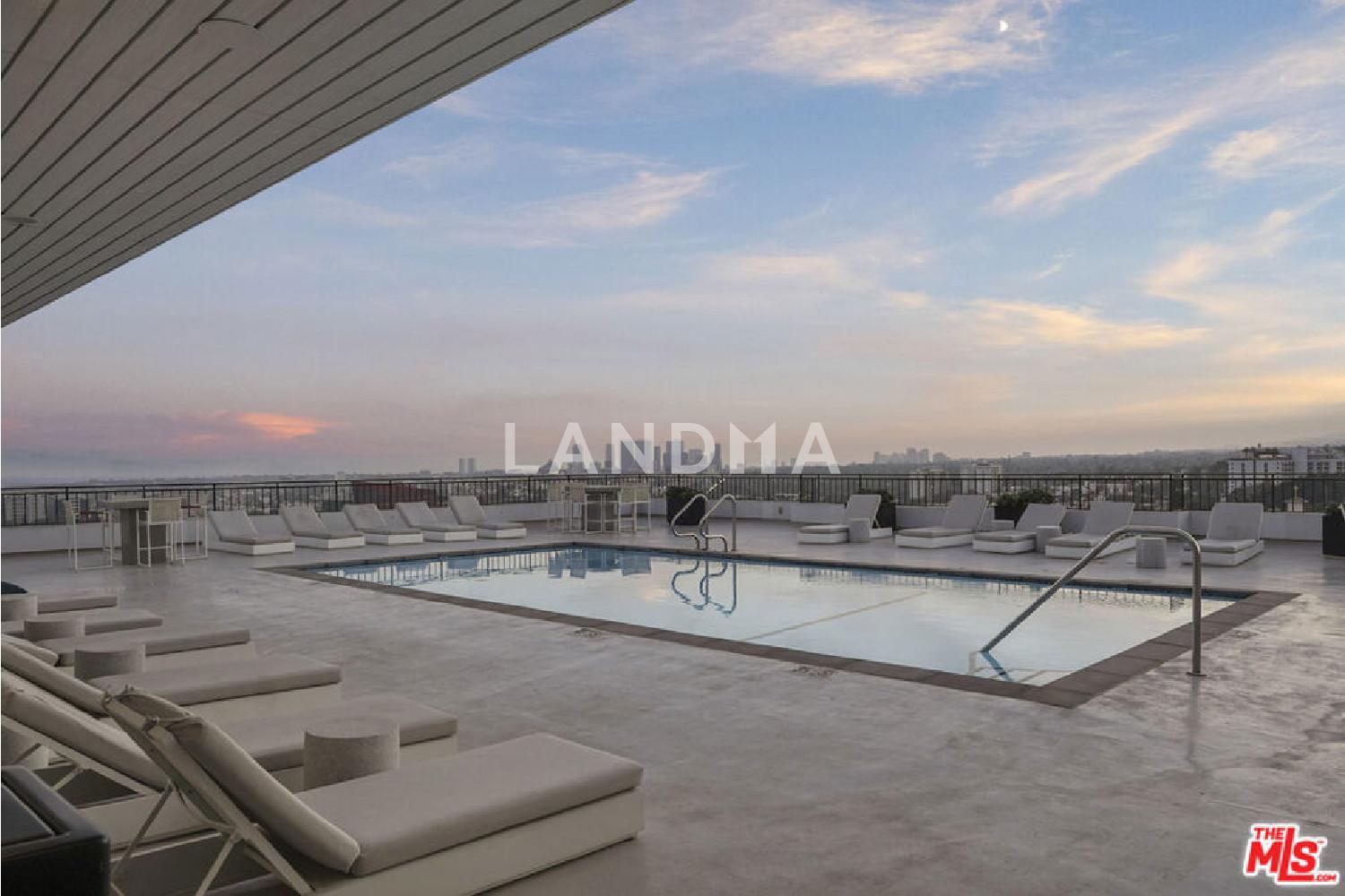 1100 Alta Loma Road #904 官网图片 23