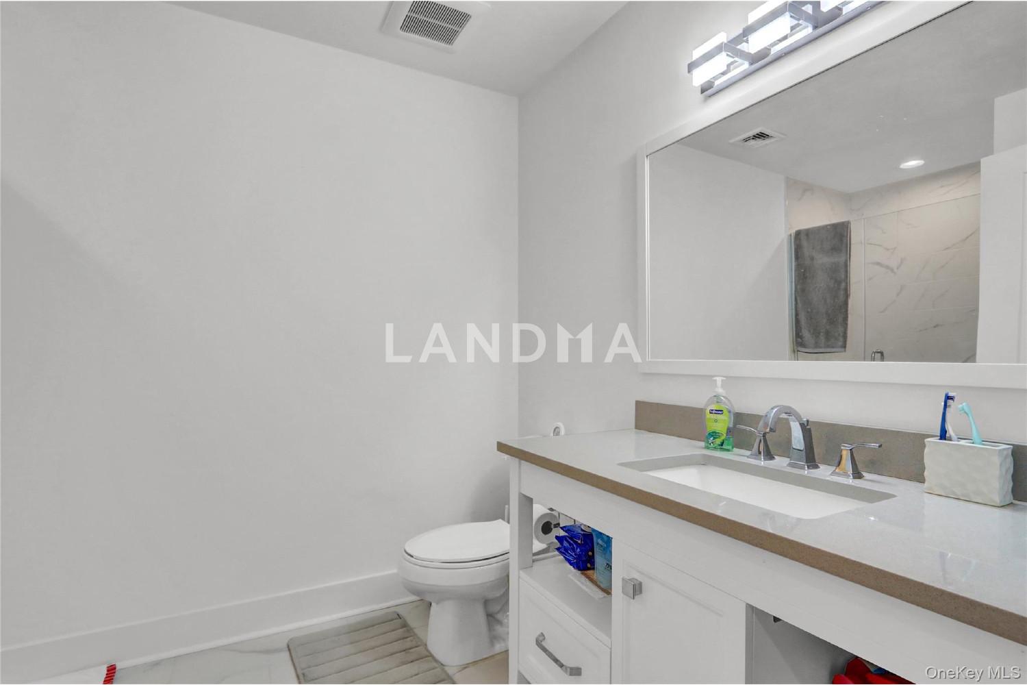 704 Breton Way  Unit 704 官网图片 14