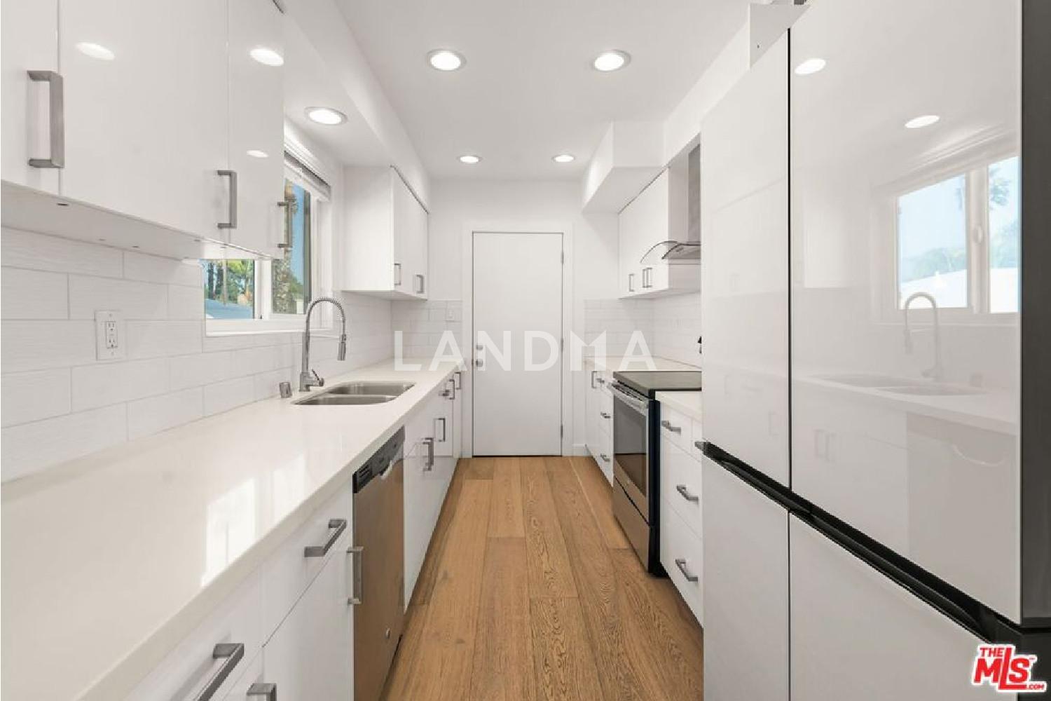 1525 N Hayworth Avenue #302 官网图片 15