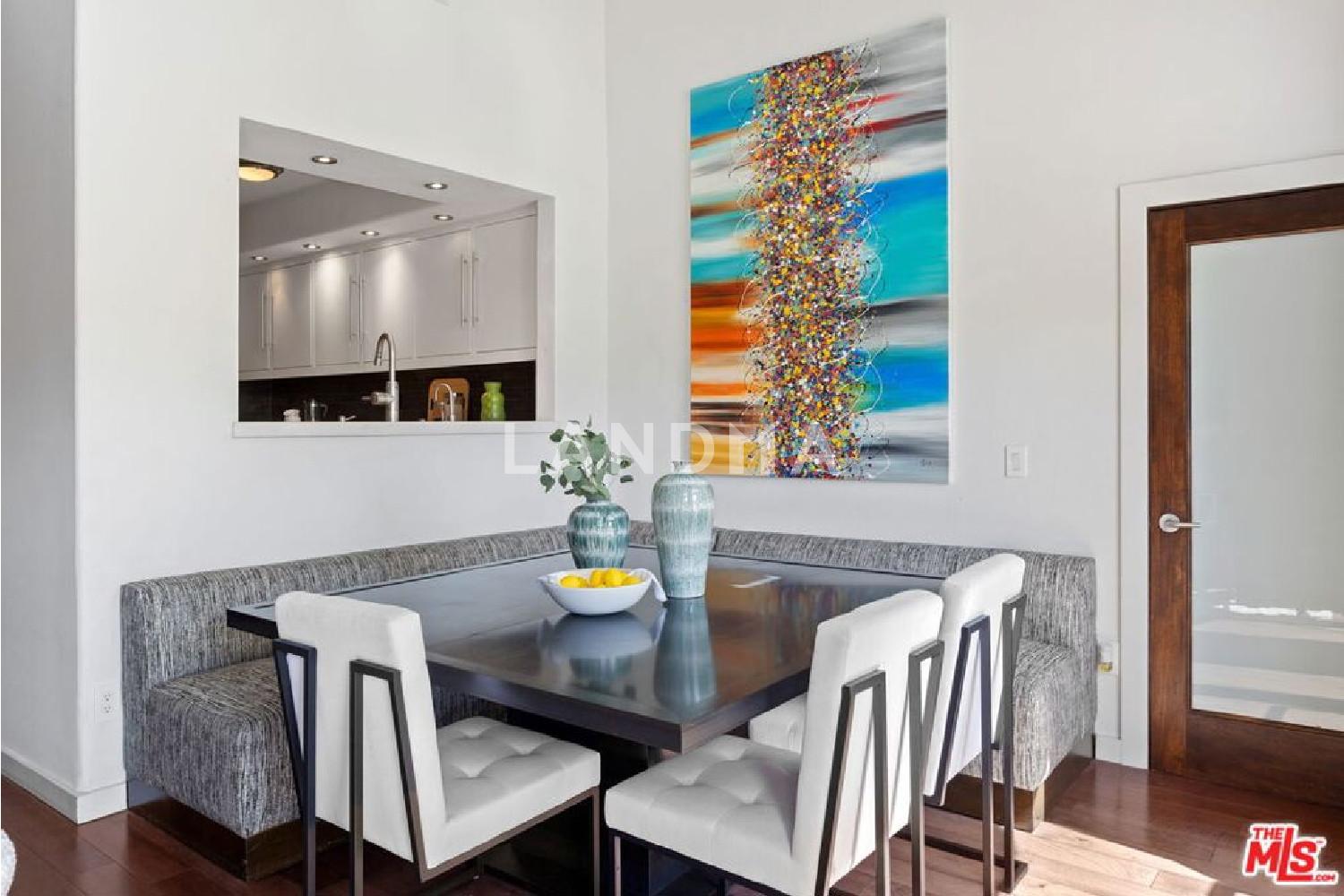 12011 Goshen Avenue #301 官网图片 9