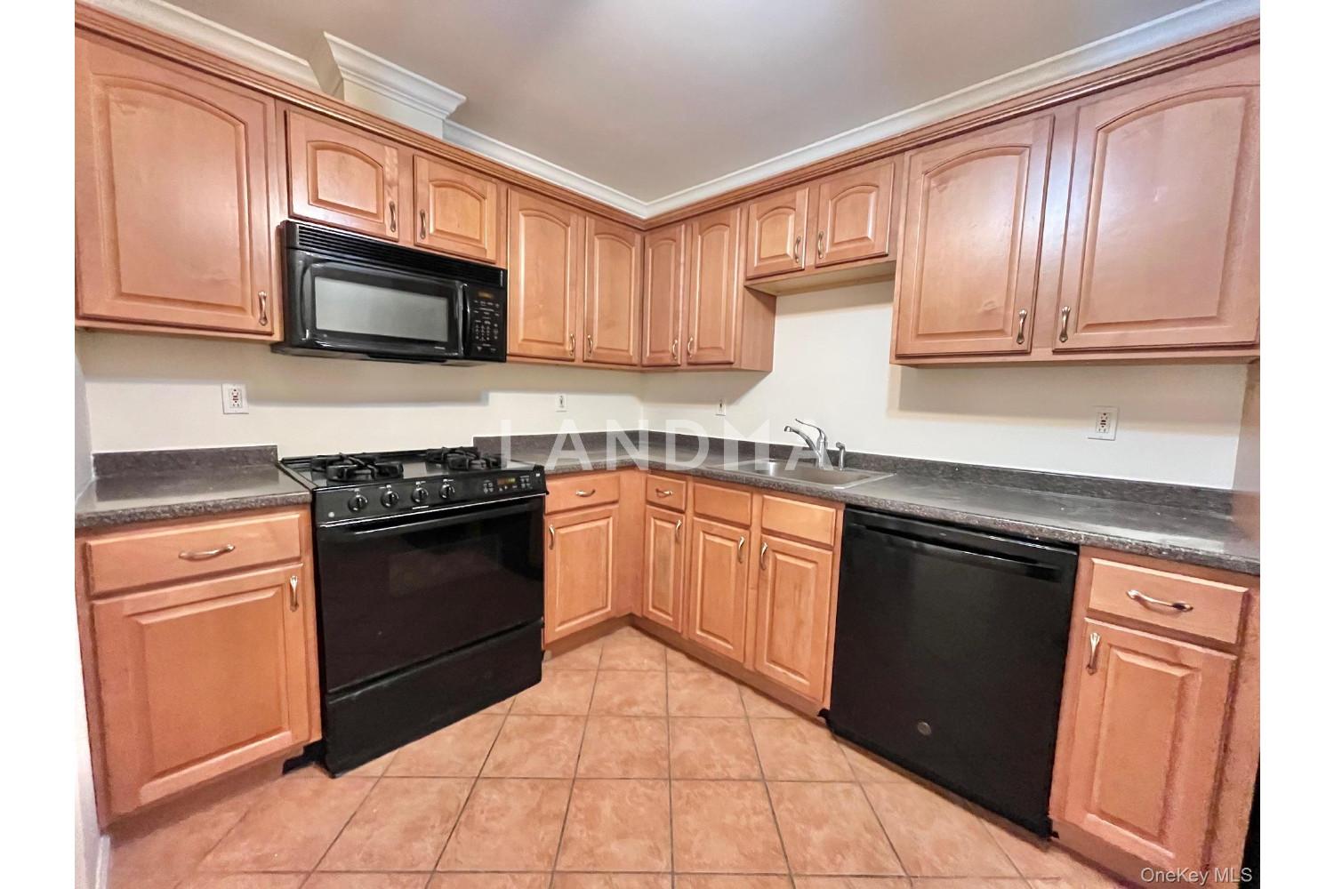 153 Montgomery Avenue  Unit B