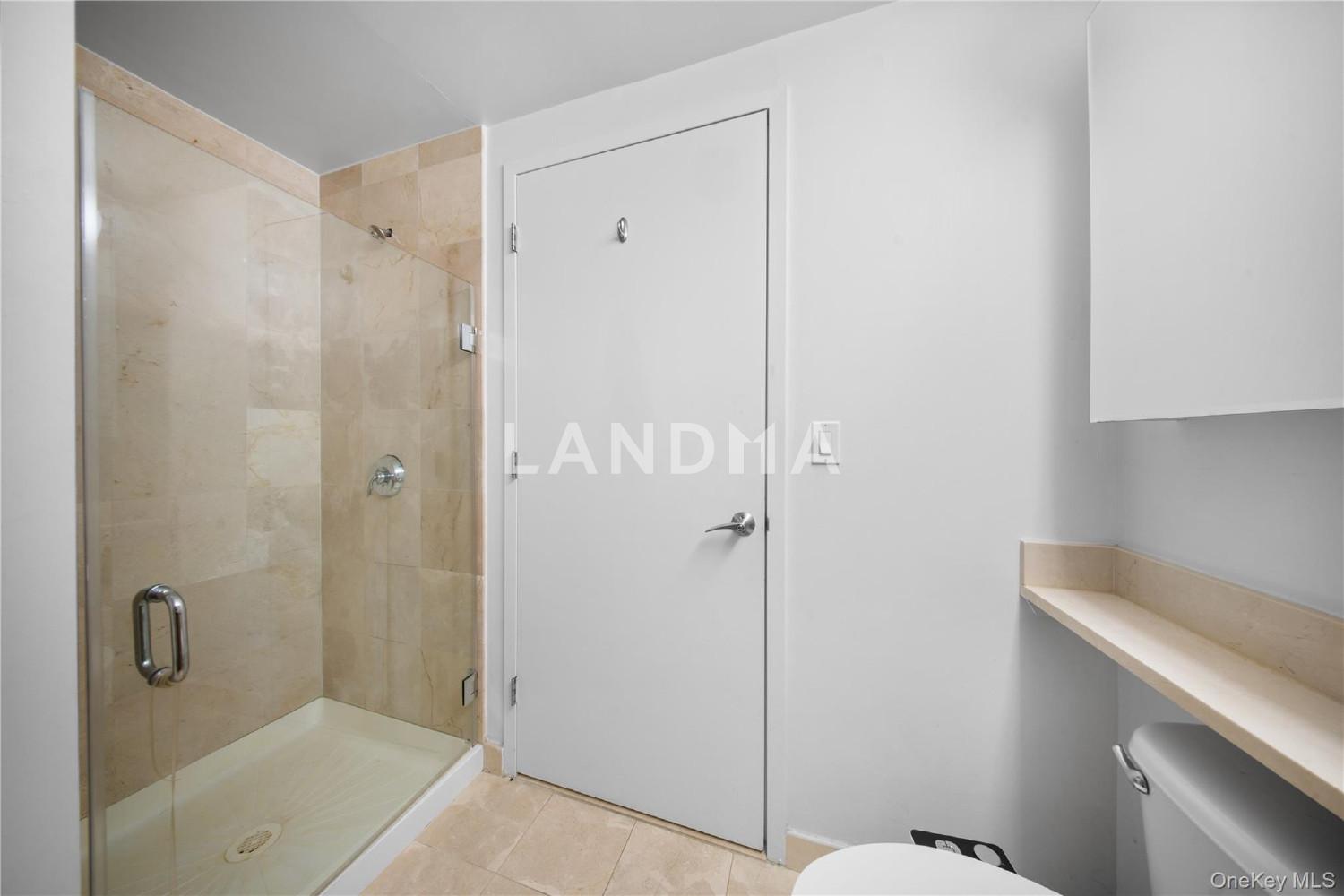 40-22 College point Boulevard  Unit 6H 官网图片 21