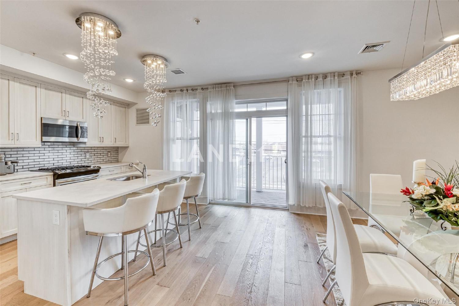 121 Marina Pointe Drive  Unit 121 官网图片 9