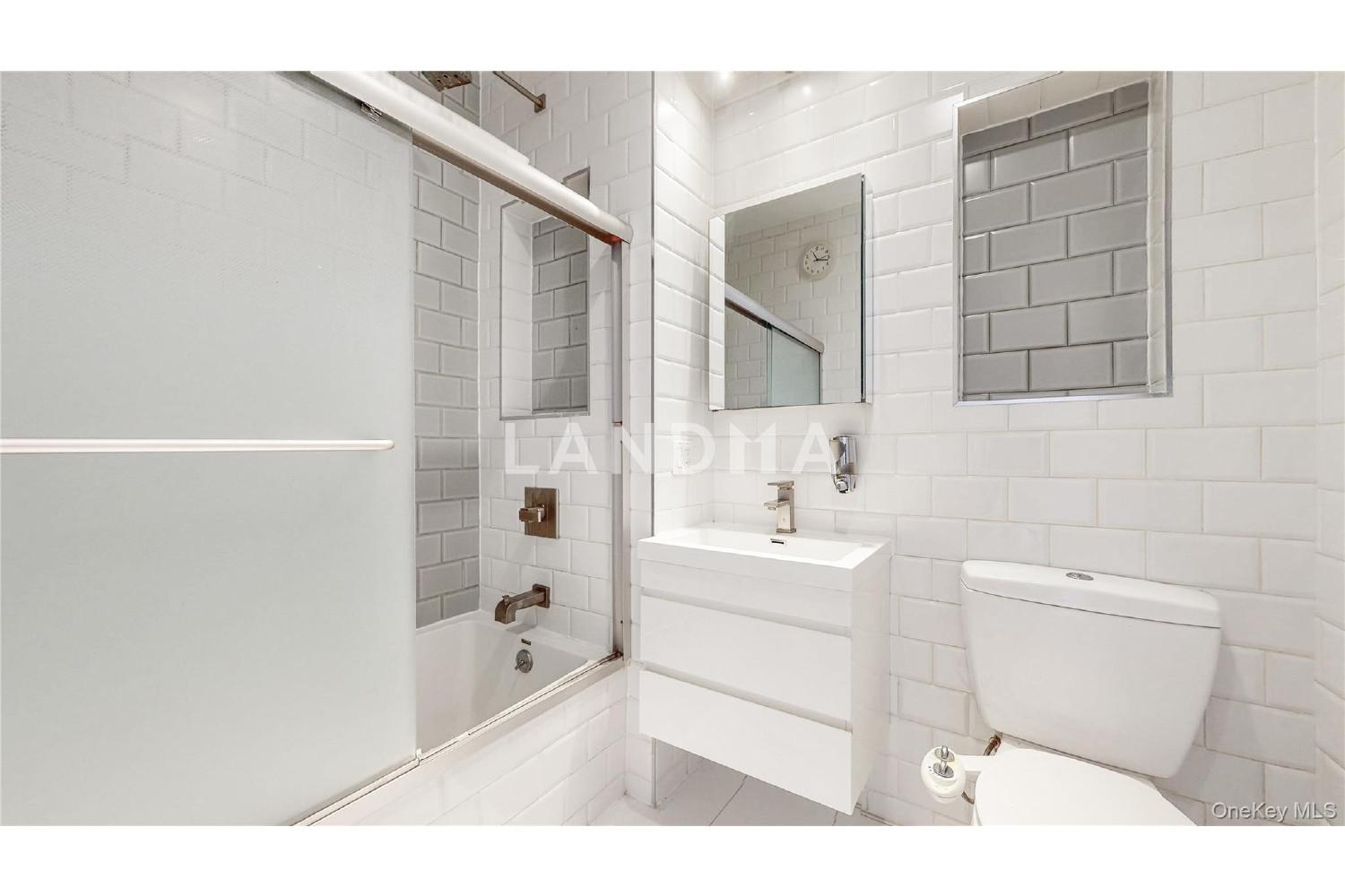 244 Franklin Avenue  Unit 3B 官网图片 9