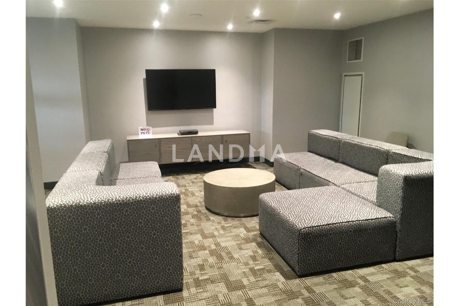 100 Jay Street  Unit 28B 官网图片 47