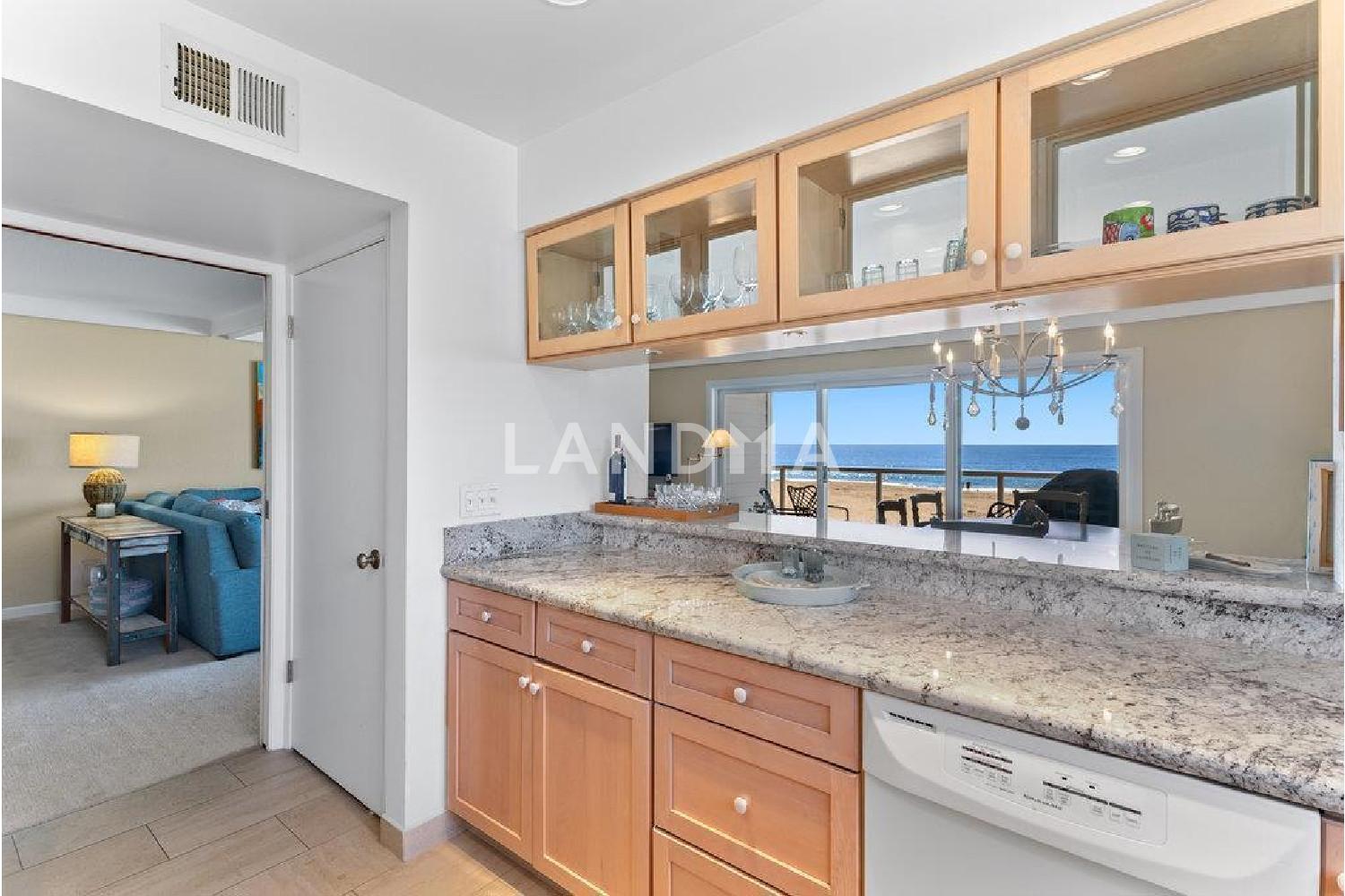 22130 E Cliff Drive #2D 官网图片 4