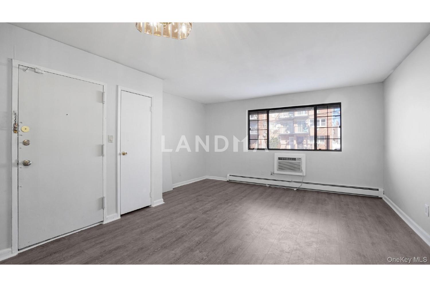 1364 E 92nd Street  Unit 101 官网图片 4