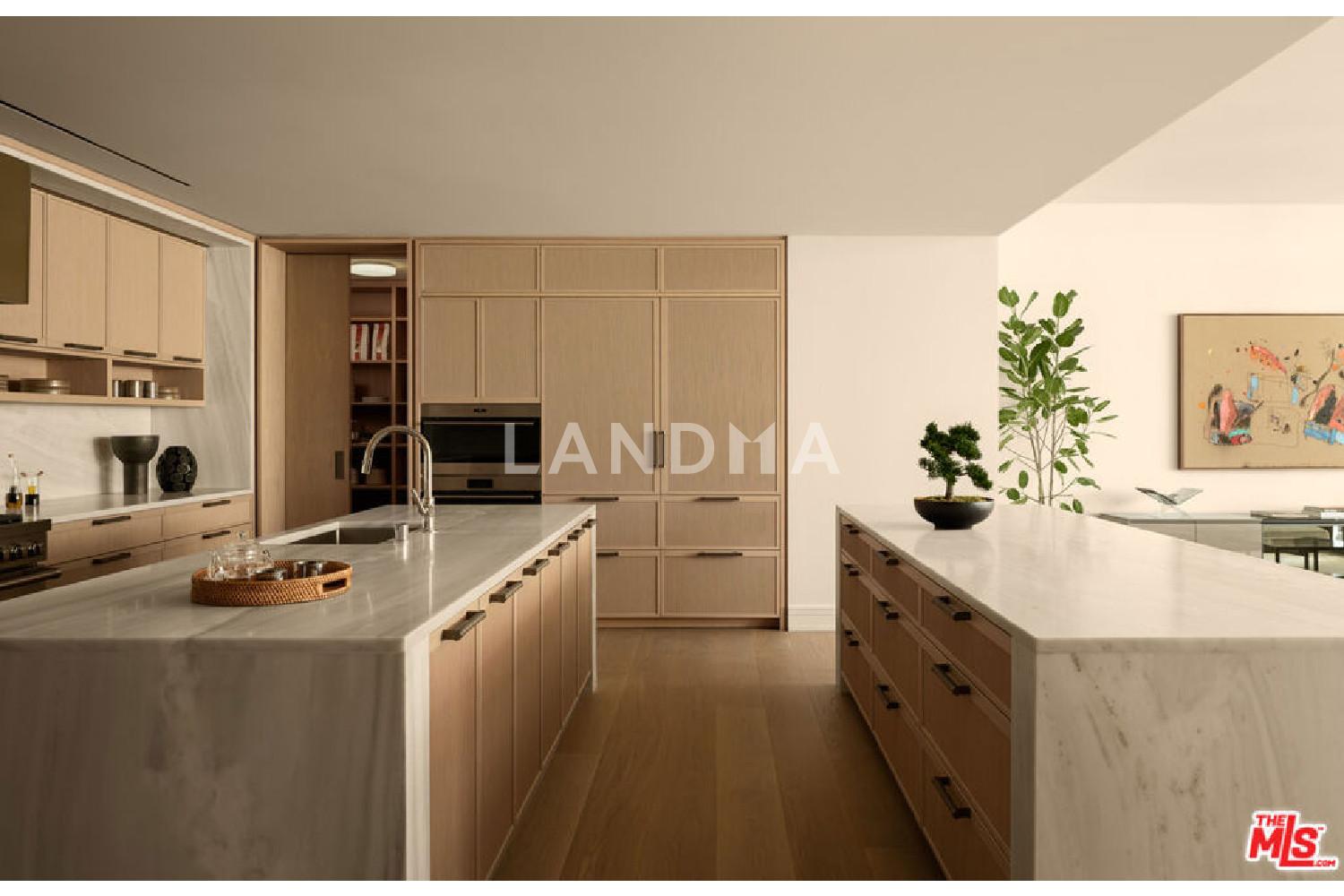 9900 S Santa Monica Boulevard #2D 官网图片 8