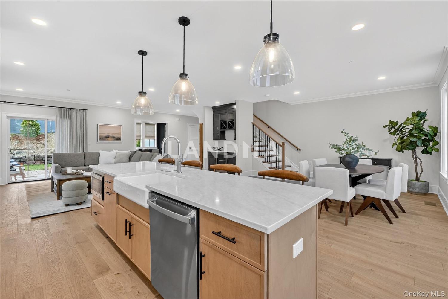 1813 Soundview Court 官网图片 7