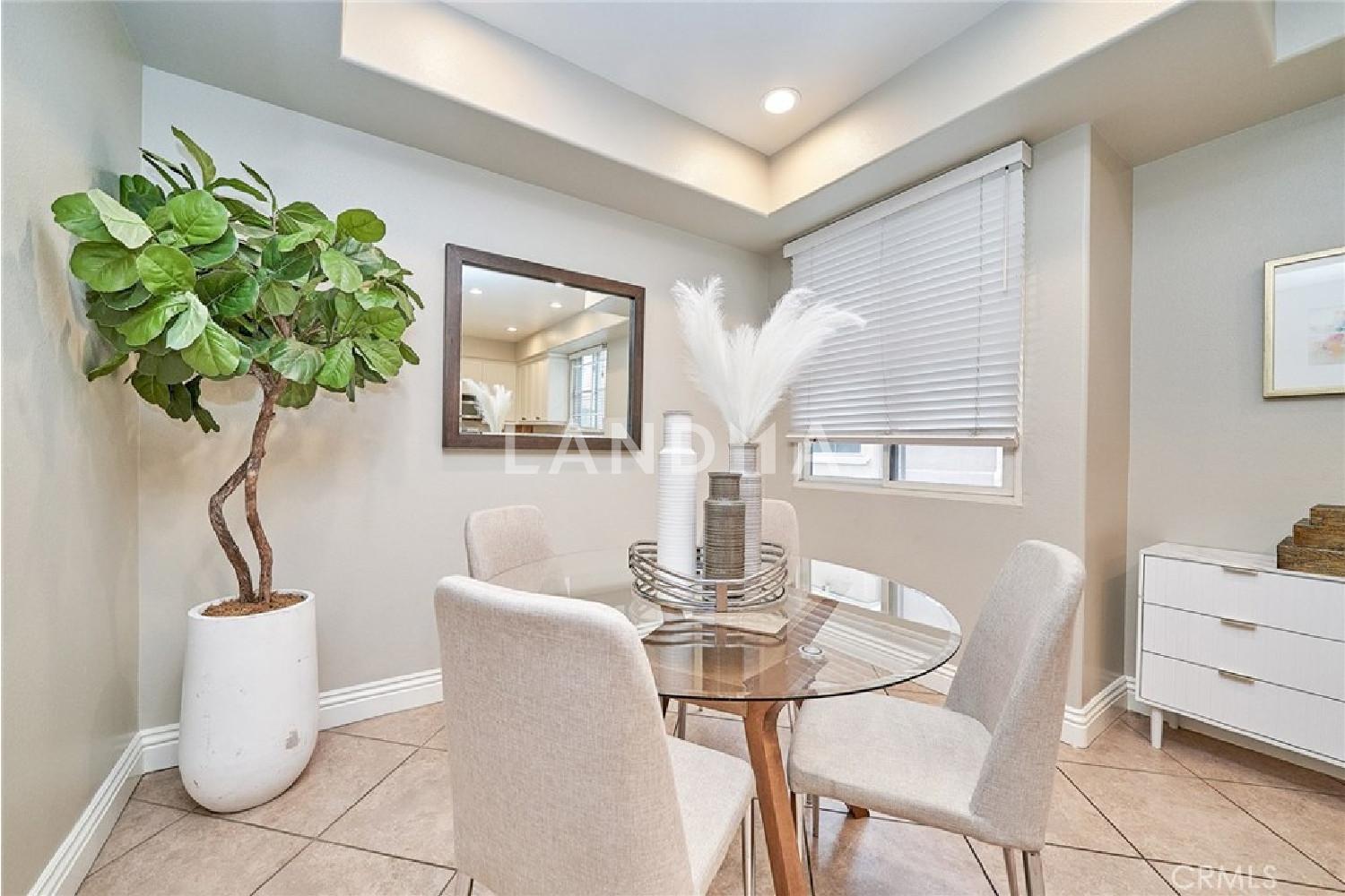 681 S Norton Avenue #107 官网图片 14