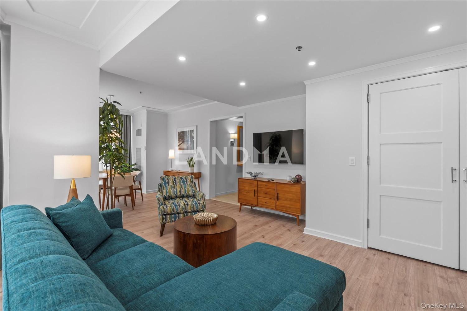 1 Renaissance Square  Unit 10H 官网图片 5