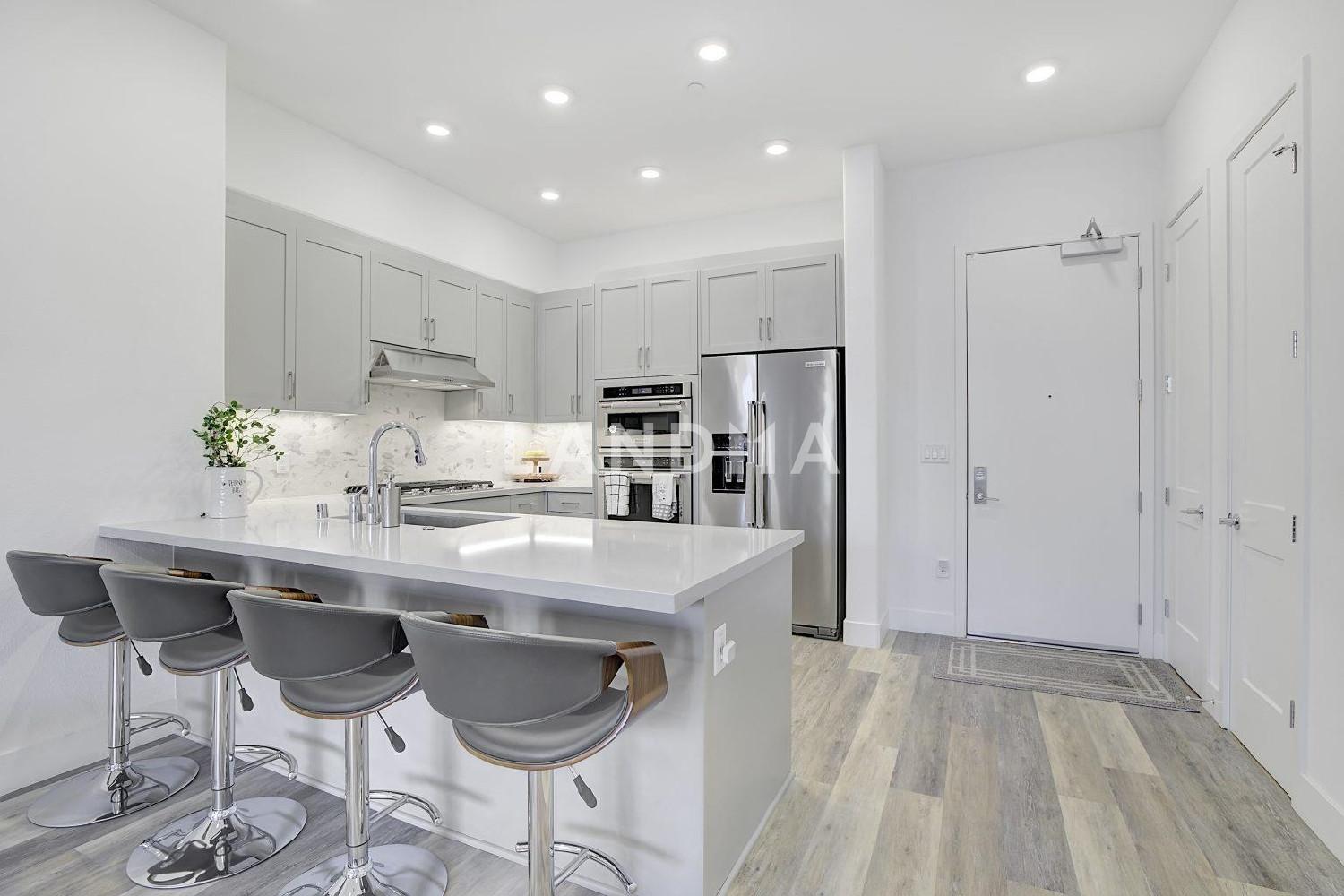 45378 Tom Blalock St #302 官网图片 6