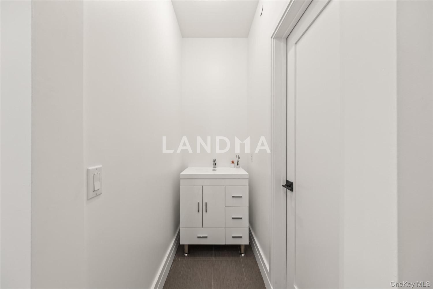 8 Memorial Park Drive  Unit 202 官网图片 25
