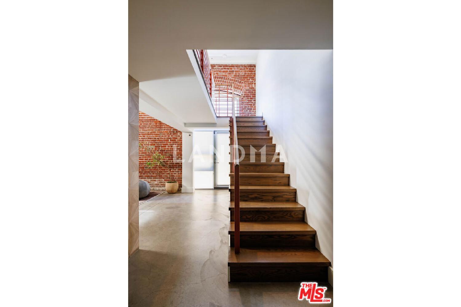 940 E 2nd Street #38 官网图片 32
