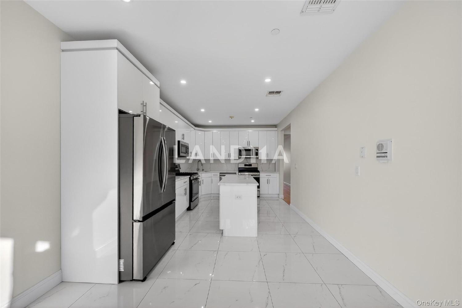 2 Bluefield Drive  Unit 103 官网图片 18