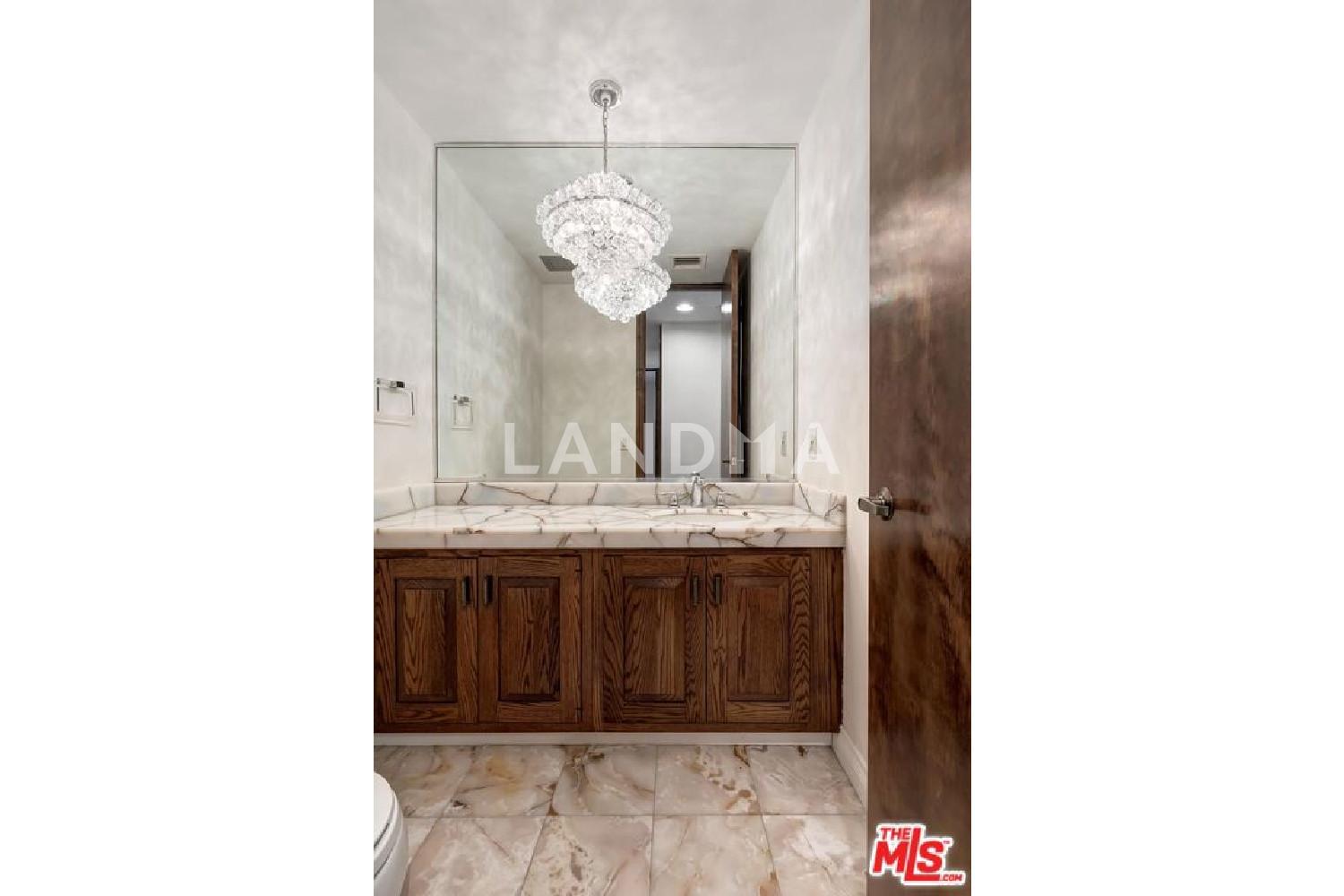 300 N Swall Drive #106 官网图片 7