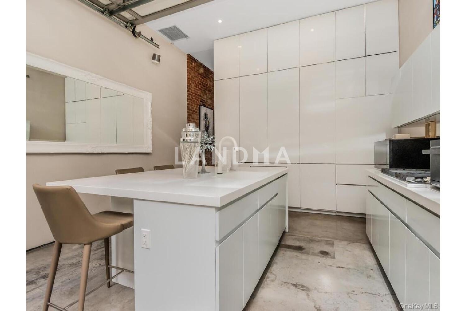 224 E 14th Street  Unit 1 官网图片 22