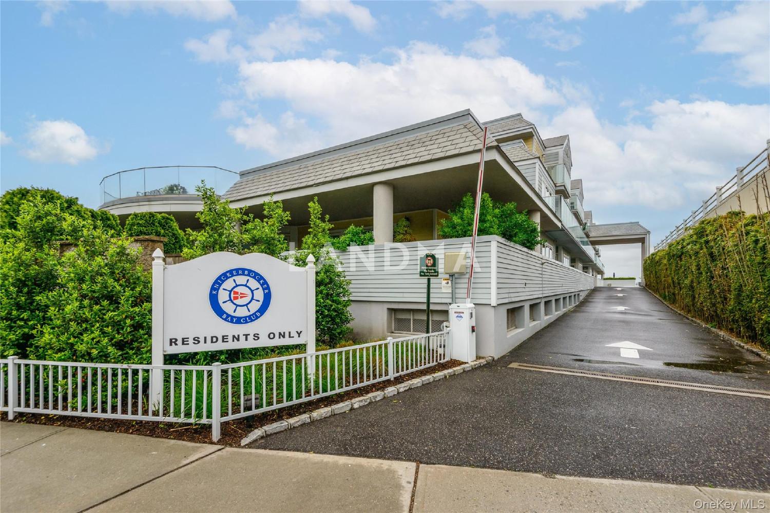 433 Main Street  Unit 103