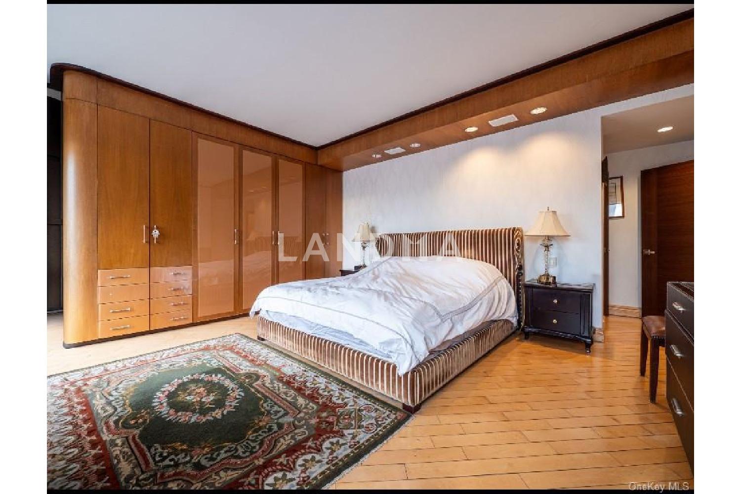 400 E 70th Street  Unit 3501 官网图片 9
