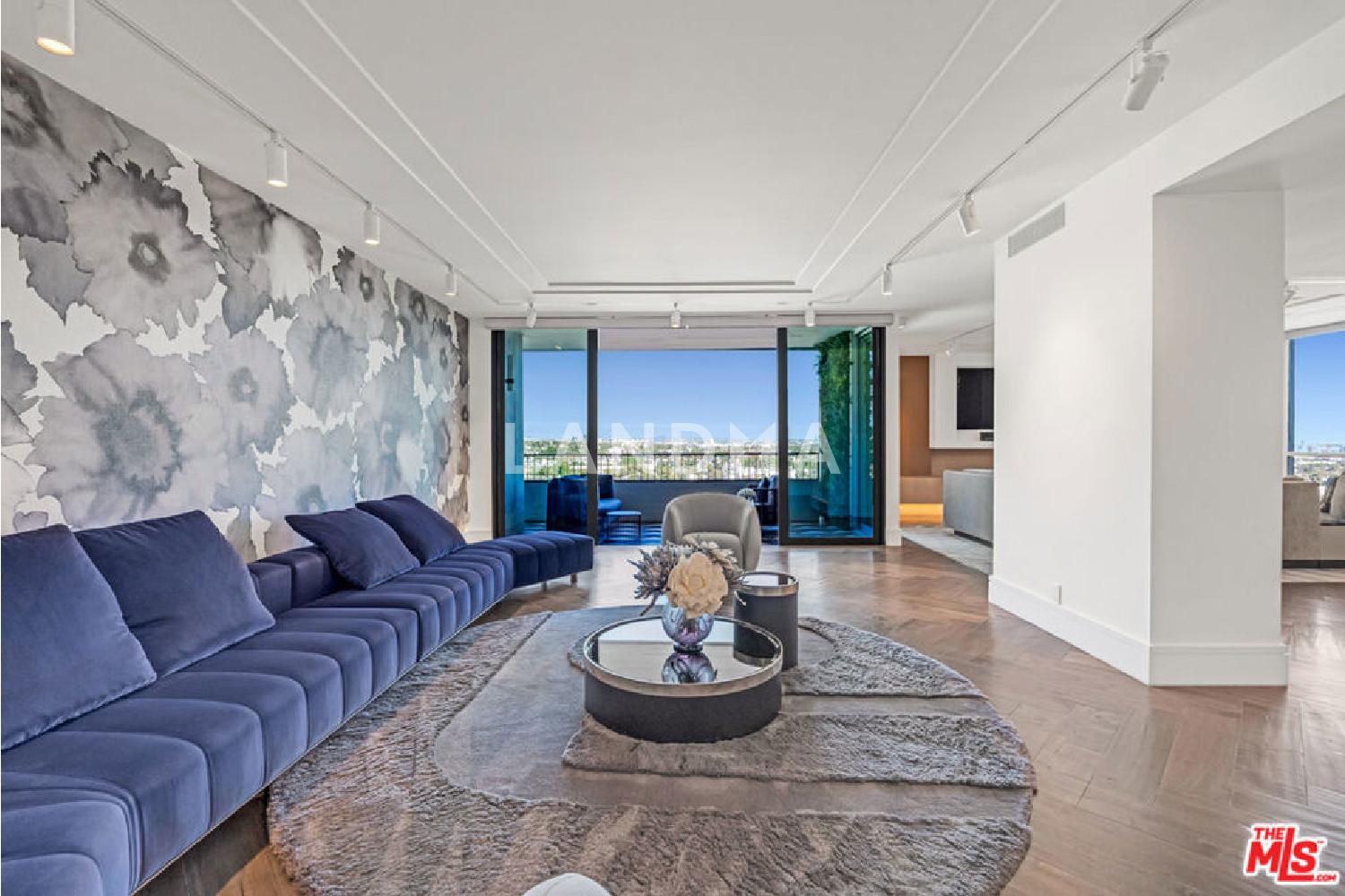 2 Spruce Place