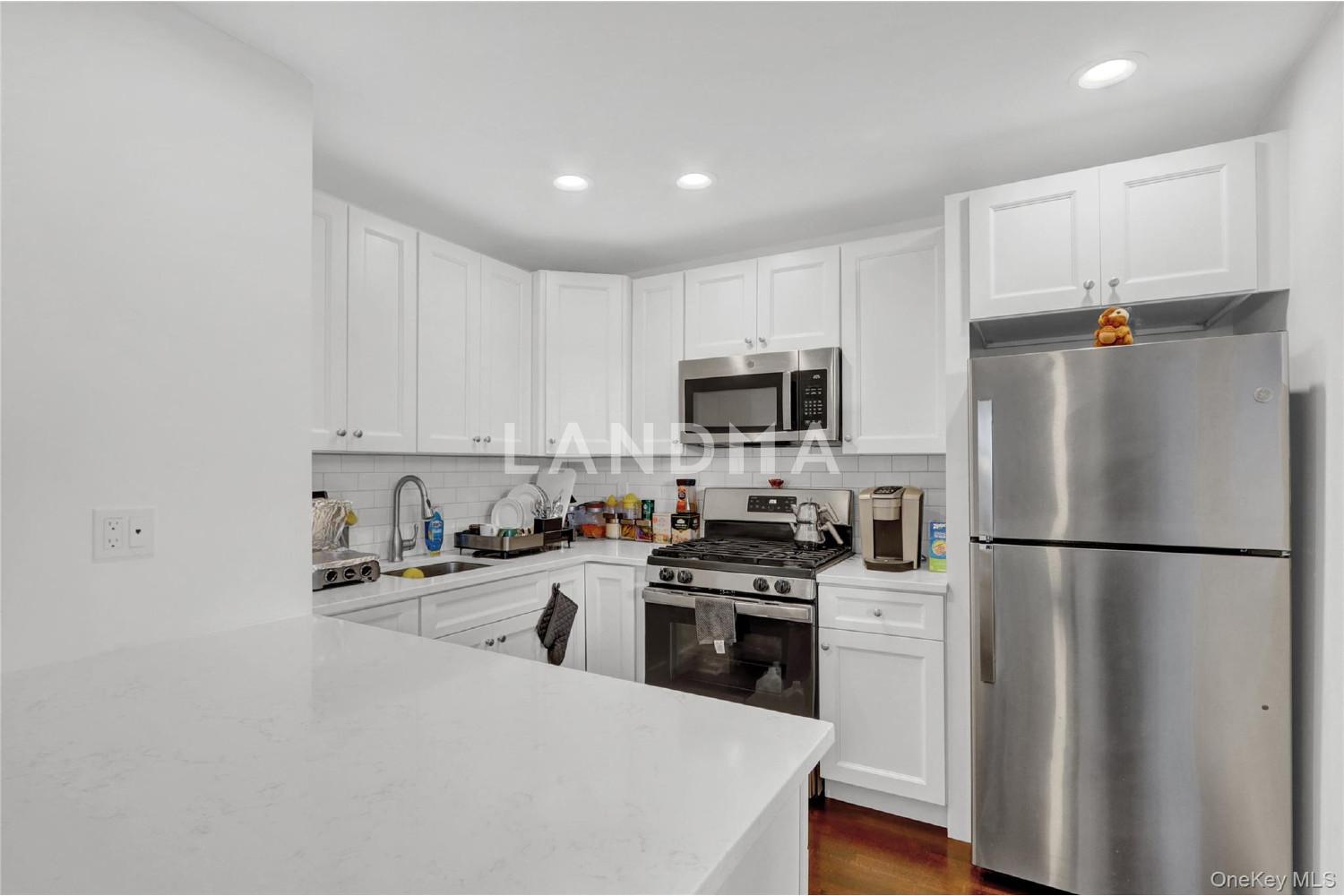 704 Breton Way  Unit 704 官网图片 11