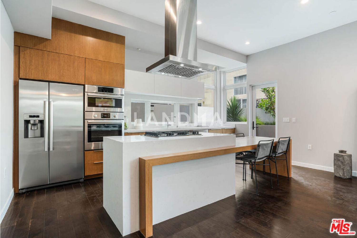 1729 S Barrington Avenue #2 官网图片 3
