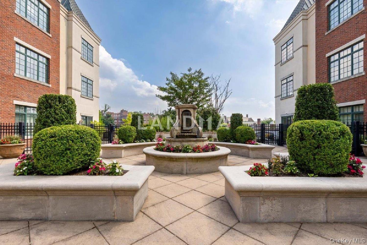 1 Christie Place  Unit 402E 官网图片 28