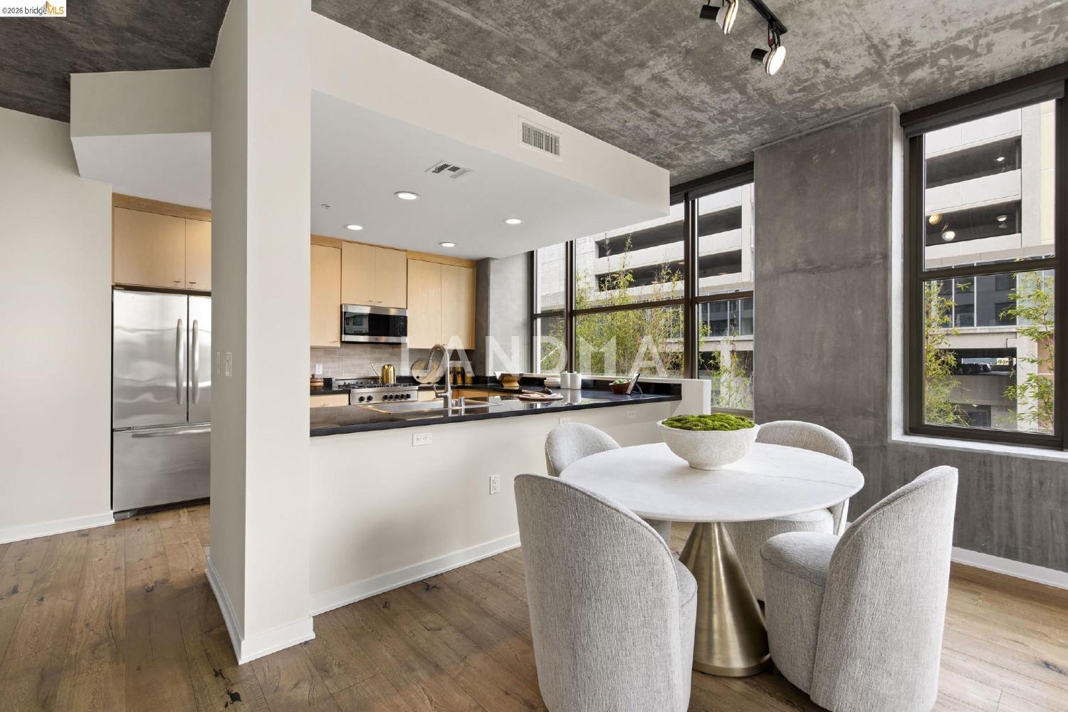 311 2nd St #311 官网图片 15